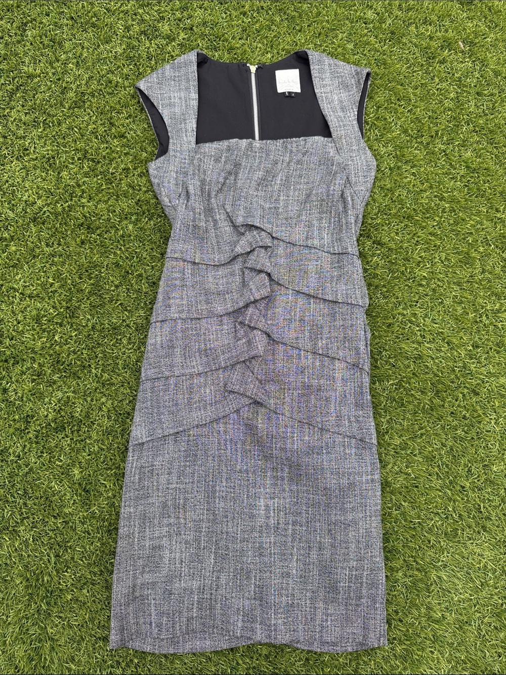 Nicole Miller Gray Tweed Ruffle Sheath Dress
